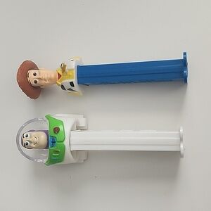 Pez Toy Story Candy Dispenser Set – Woody and Buzz Lightyear Pez Dispensers